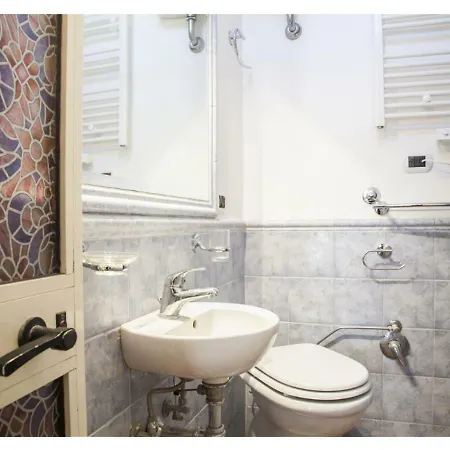 M9 Pantheon Attic 11 * روما