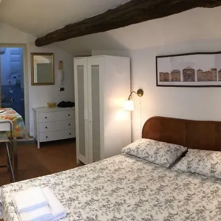 Lägenhet M9 Pantheon Attic 11