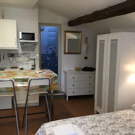 M9 Pantheon Attic 11 Appartement *